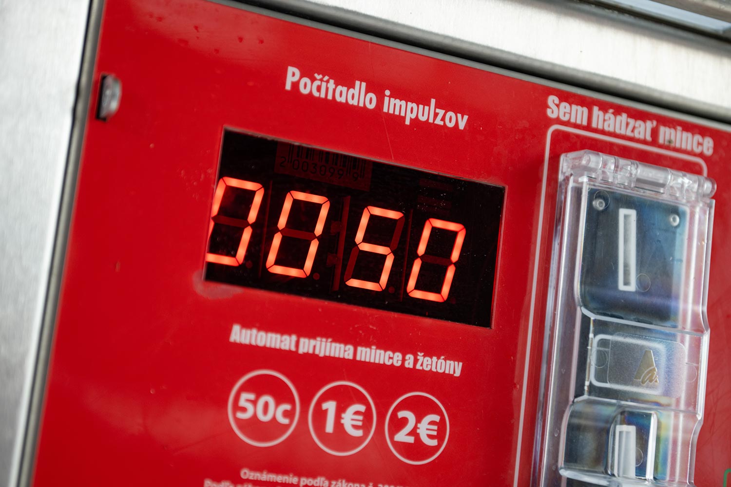 Autoumyváren NAPEŇ AUTO platba v hotovosti - terminál.