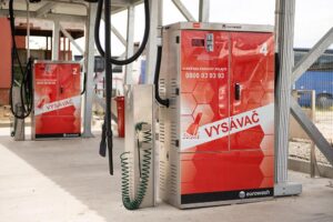 Vysávanie áut Košice: Prečo domáci vysávač nestačí? Vysávanie áut Košice: Prečo domáci vysávač nestačí?
